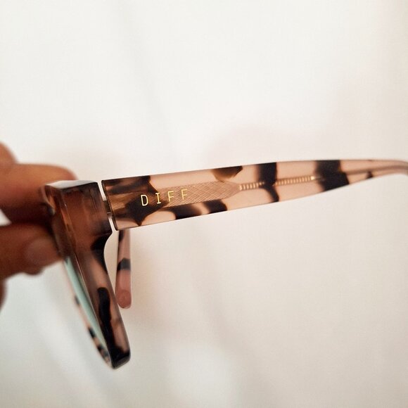 DIFF Eyewear SICILY Mirror Tortoise Sunglasses  X Jesse James Decker main image 8